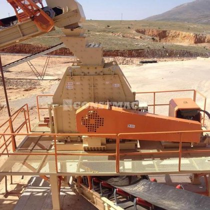 三级冲击破碎机