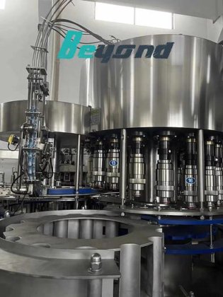 工厂直销带高效密封装置的碳酸苏打饮料灌装机