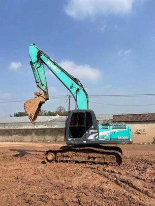 2017 Kobelco SK200-8