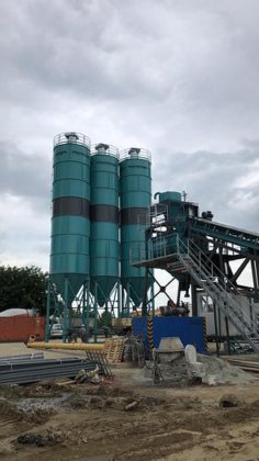 120 m3/h 移动混凝土厂出售