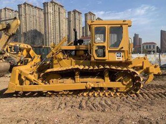 2011 CATERPILLAR D6D