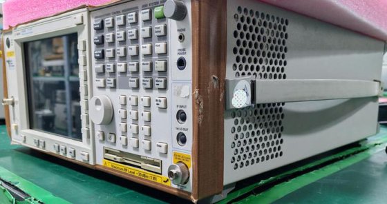 Keysight Technologies E4446A in China