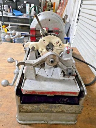 Collins Model C Pipe Threader