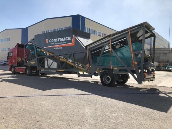 移動式コンクリートバッチングプラント