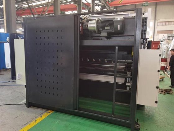 販売のための CNC の油圧出版物ブレーキ鋼板の曲がる機械価格