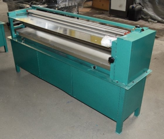 Lower Side Gluing Machine 1,4