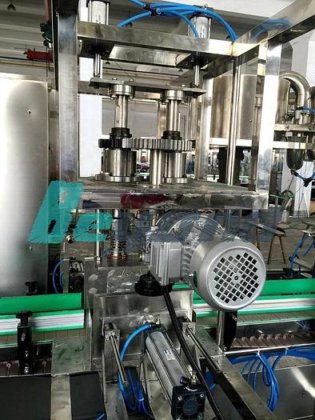 工业用热销 5L 水瓶（包括清洗、灌装、旋盖包装机