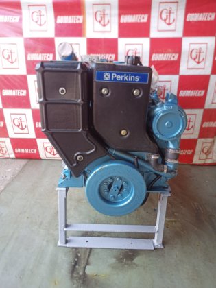 2015 PERKINS M215C