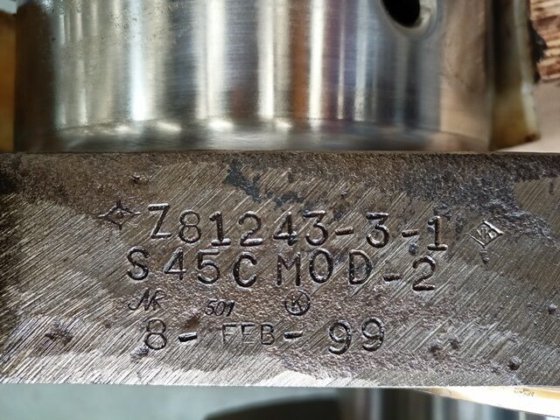 6N21L-DV補機クランクシャフト