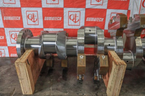 7L32/40 辅机曲轴