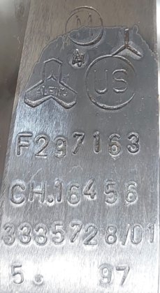 バルチラ12V200補助エンジン／発電機