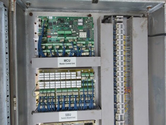 阿尔法润滑器控制面板辅助设备