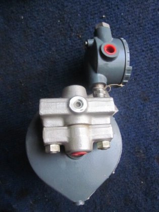 横河電機株式会社 制御盤