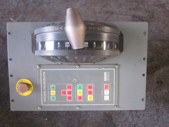 NOCH PANEELE HILFSGERÄTE