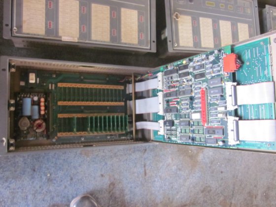 NOCH PANEELE HILFSGERÄTE