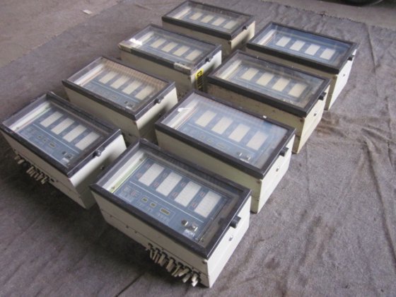 NOCH PANEELE HILFSGERÄTE