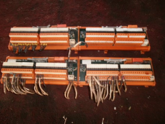 NOCH PANEELE HILFSGERÄTE