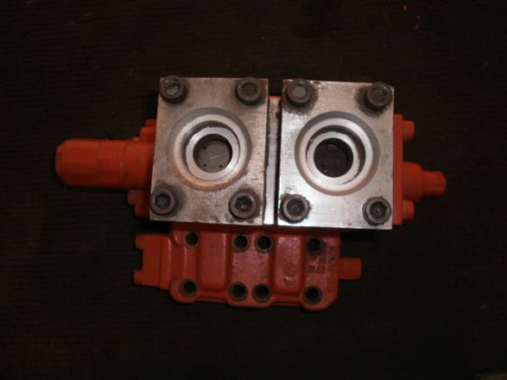 KCB 25 EAE/7B/210/FX HYDRAULIK