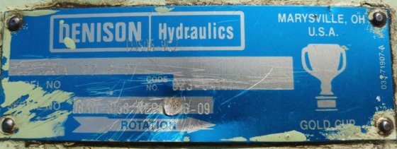 Hagglunds Denison P14P 2R1A-7D2-B01 液压系统