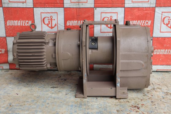 ウインチ補助装置