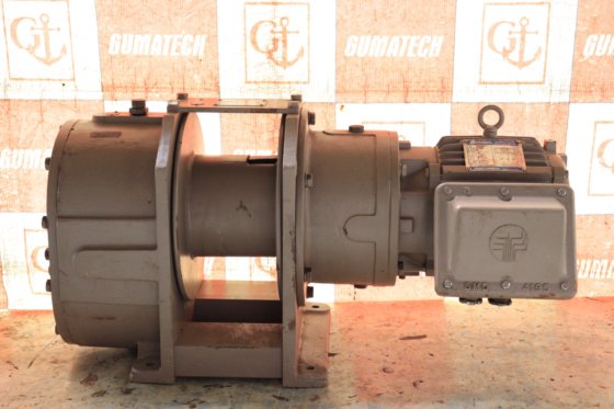 ウインチ補助装置