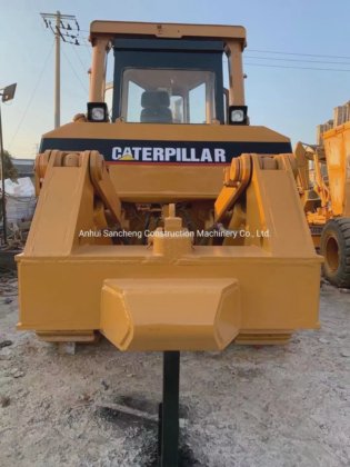 强有力的D7r履带式拖拉机 卡特彼勒推土机与翻土机 日本原创