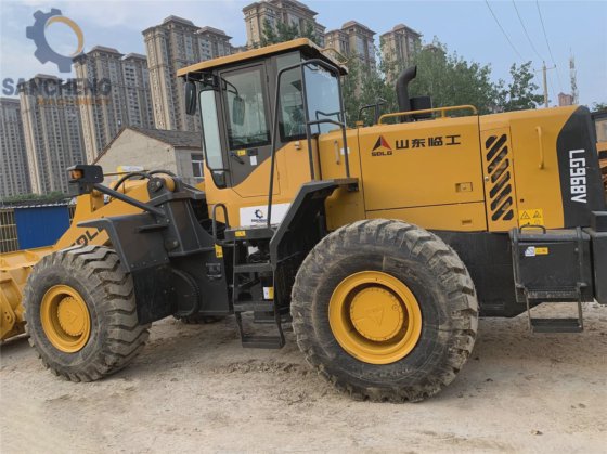 中古ホイールローダー Sdlg968V フロントローダー キャタピラー ホイールローダー