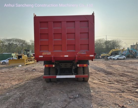 HOWO自卸车 二手中国重汽自卸车12轮自卸车