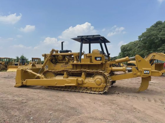オリジナルキャット D8K クローラー ブルドーザー 中古