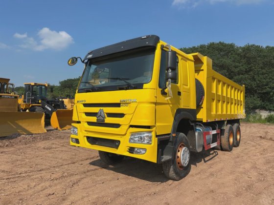 中国自卸车 中国重汽HOWO 6X4 10轮二手自卸车