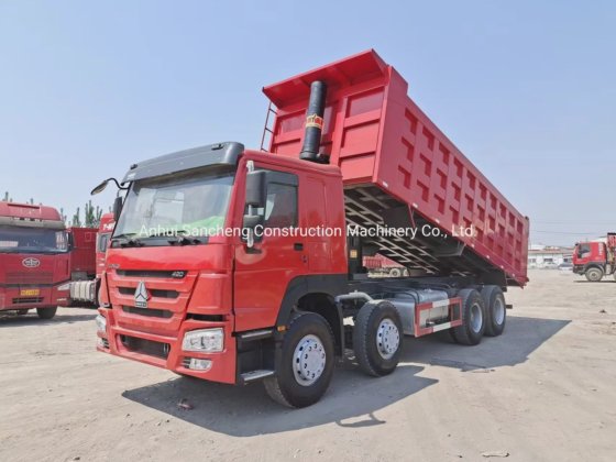 热销中国重汽HOWO 8X4 420马力自卸车重卡