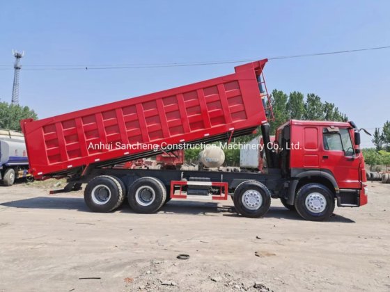 热销中国重汽HOWO 8X4 420马力自卸车重卡