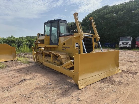 中古のキャタピラーD6g ブルドーザー クローラートラクターD6 キャットD7