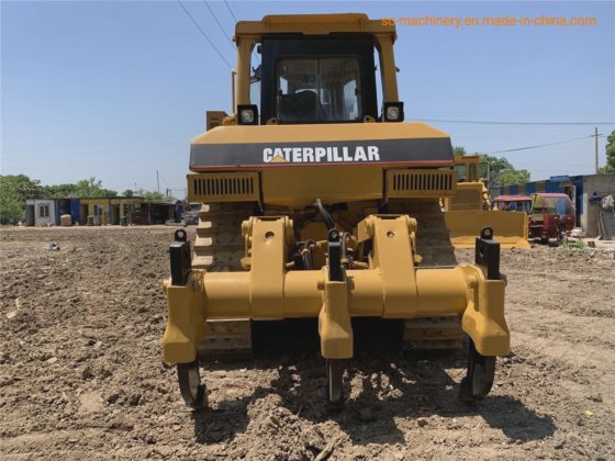 中古の Cat D7h クローラブルドーザ /