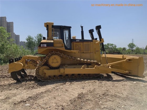 中古の Cat D7h クローラブルドーザ /