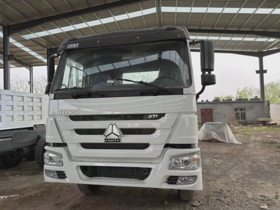 卡车牵引车 中国重汽HOWO 371卡车拖车头 更低的价格