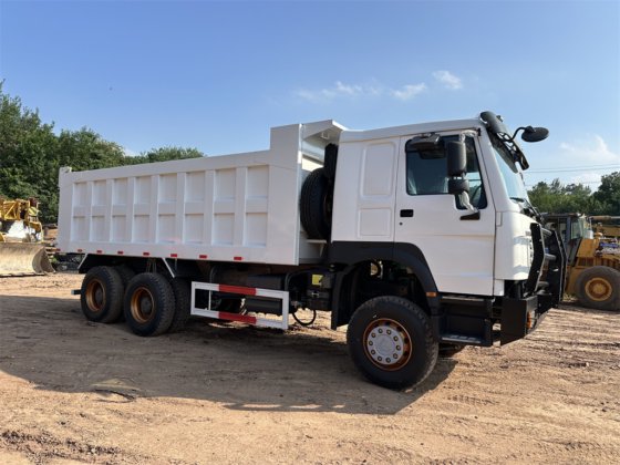 价格便宜的6X4 HOWO自卸车 371HP，质量好
