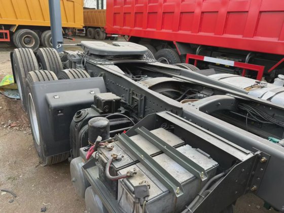 高品質のHOWO 380 トラックヘッド トレーラーヘッド 高い再購入率