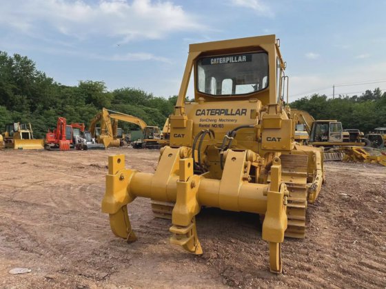 中古の猫 D7g トラッキングトラクター 使用済みキャタピラー D7