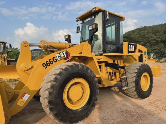 中古フロントエンドホイールローダーキャタピラー 966g シャベル/ホイールローダー ペイローダー