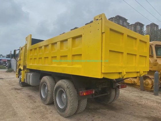 重型自卸车 371HP卡车 6X4自卸车