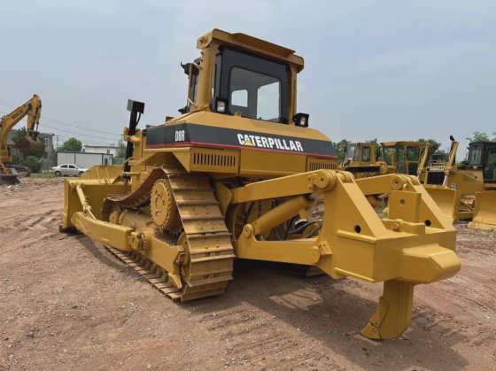 セカンドハンドキャット D8r クローラードーザー キャタピラー 低価格