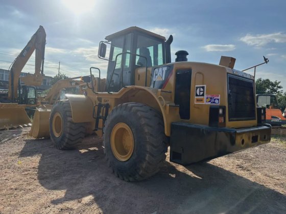 Caterpillar Wheel Loader 966h Used