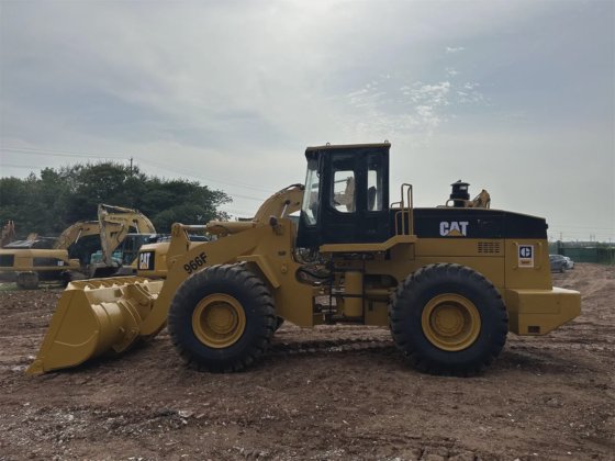 中古ホイールローダ Caterpillar 966f フロントローダ安価 966