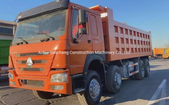 中国重汽12轮二手8X4自卸车，二手HOWO自卸车