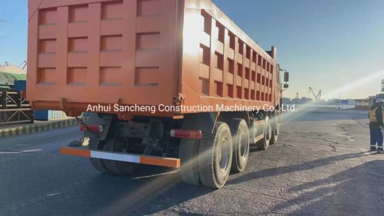 中国重汽12轮二手8X4自卸车，二手HOWO自卸车