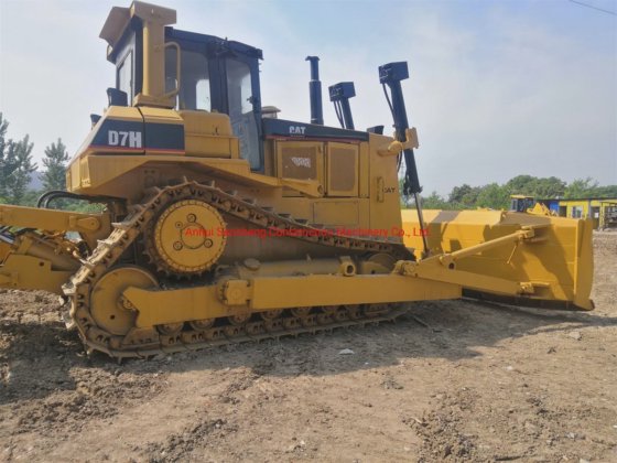 日本原厂二手卡特彼勒D7h履带式推土机，价格便宜