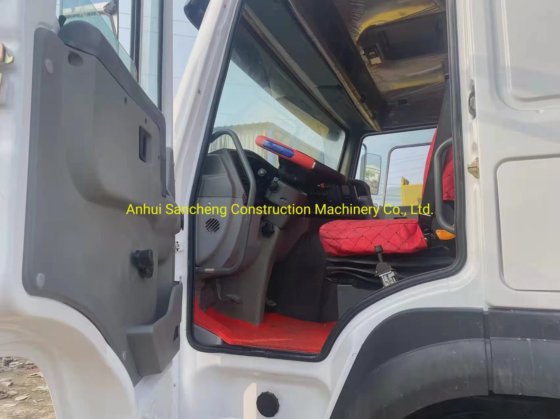 中国重汽HOWO翻斗车 371 12轮50吨自卸车 自卸车