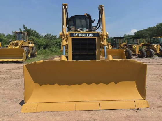 状况良好的二手卡特彼勒D6g推土机 日本二手Cat D6d/D6h/D6g推土机