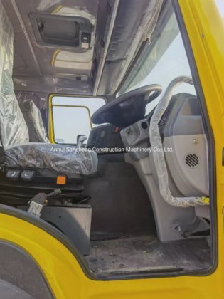 中国制造重型中国重汽柴油8X4自卸车出售